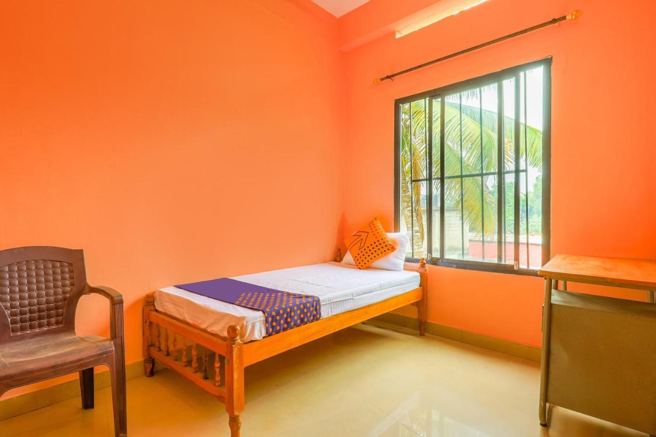 Oyo New Mubarak Tourist Home Panmana Exteriör bild