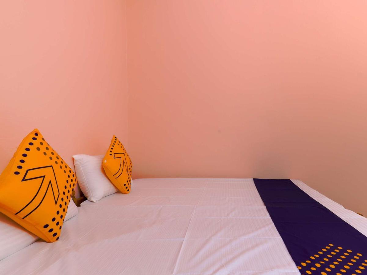 Oyo New Mubarak Tourist Home Panmana Exteriör bild